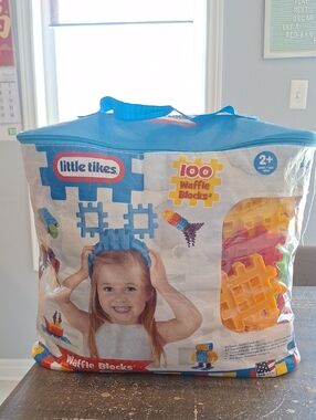 Blue Waffle Blocks Building Set - 100 Pieces